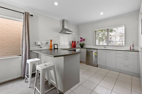 Photo of property in 4 Ritchie Crescent, Takanini, 2112