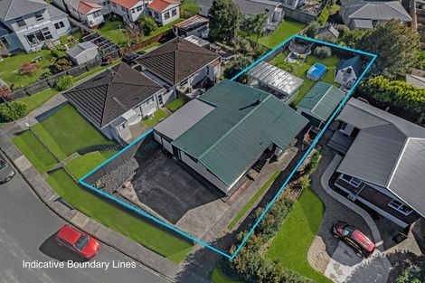 Photo of property in 6 Aplin Place, Birkdale, Auckland, 0626