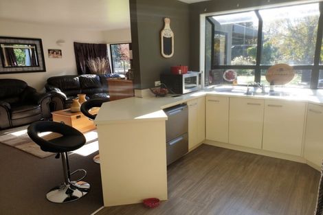 Photo of property in 97 Adelaide Road, Dannevirke, 4930