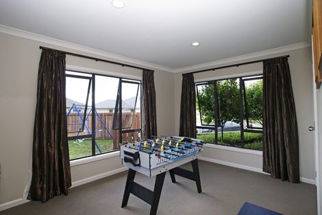 Photo of property in 3 Gibbston Close, Huntington, Hamilton, 3210