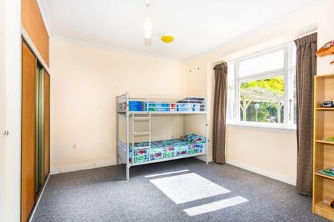 Photo of property in 16 Saint James Street, Southbridge, 7602