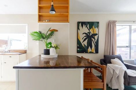 Photo of property in 4/5 Hereford Street, Stoke, Nelson, 7011