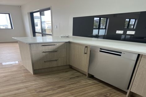 Photo of property in 1a Bennett Road, Pakuranga, Auckland, 2010