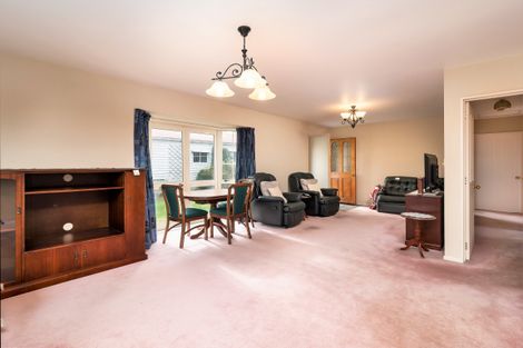 Photo of property in 43a Mortlake Street, Islington, Christchurch, 8042