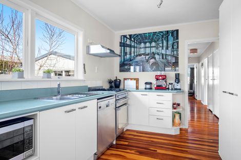 Photo of property in 16b Campbell Street, Waiuku, 2123