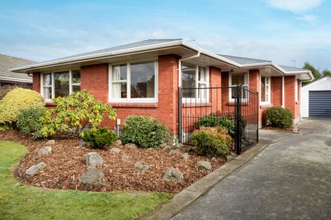 Photo of property in 24 Clipper Place, Redwood, Christchurch, 8051