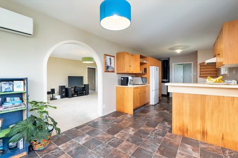 Photo of property in 24 Clipper Place, Redwood, Christchurch, 8051