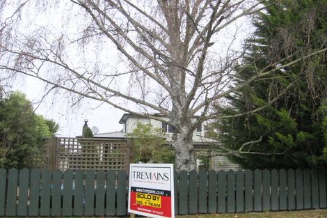 Photo of property in 2a Cambridge Terrace, Taradale, Napier, 4112