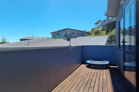 Photo of property in 12 Lavender Close, Spotswood, New Plymouth, 4310