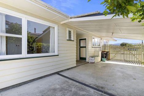 Photo of property in 11 Augustus Street, Carterton, 5713