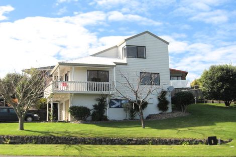 Photo of property in 105 Victory Street, Welcome Bay, Tauranga, 3112