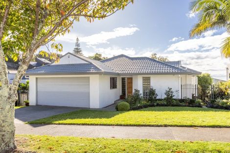 Photo of property in 4 Amner Place, Bluff Hill, Napier, 4110