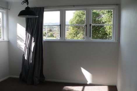 Photo of property in 140 Epuni Street, Epuni, Lower Hutt, 5011