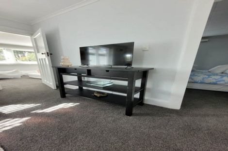 Photo of property in 3 Mcfaddens Road, St Albans, Christchurch, 8052