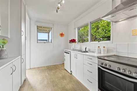 Photo of property in 60a Swaffield Road, Papatoetoe, Auckland, 2025