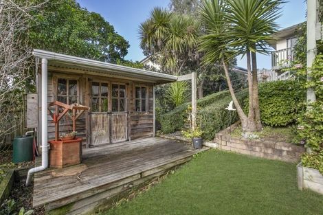 Photo of property in 10 Carnmore Place, Torbay, Auckland, 0630