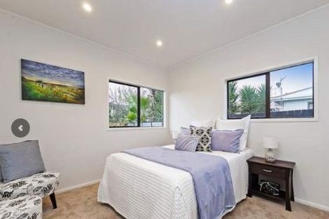 Photo of property in 2/3 Copley Street, New Lynn, Auckland, 0600