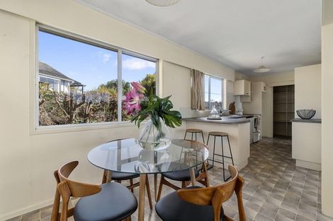 Photo of property in 53 Chequers Avenue, Glenfield, Auckland, 0629