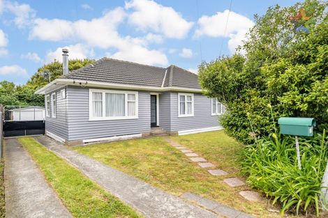 Photo of property in 32 Karaka Street, Wainuiomata, Lower Hutt, 5014