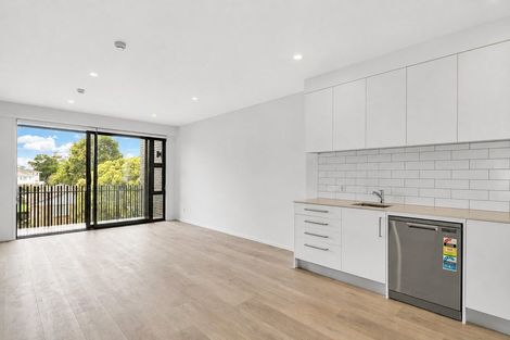 Photo of property in 102/25 Potter Avenue, Northcote, Auckland, 0627