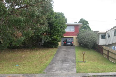 Photo of property in 30 Totaravale Drive, Totara Vale, Auckland, 0629