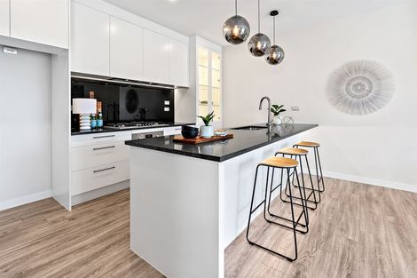 Photo of property in 40 Takurua Terrace, Orewa, 0931