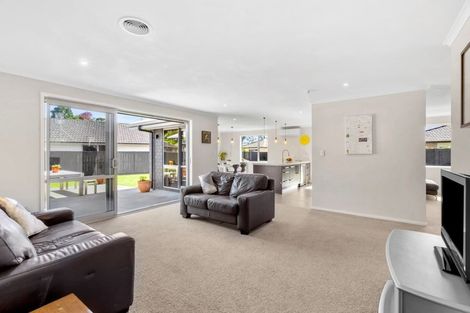 Photo of property in 26 Fernbrook Drive, Hurworth, New Plymouth, 4310