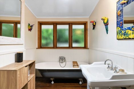 Photo of property in 19 Oliver Road, Eastern Beach, Auckland, 2012