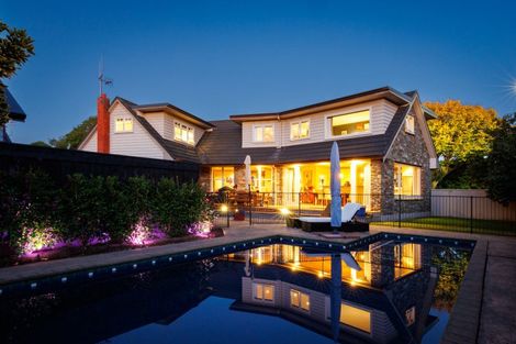 Photo of property in 43 Te Awe Awe Street, Hokowhitu, Palmerston North, 4410