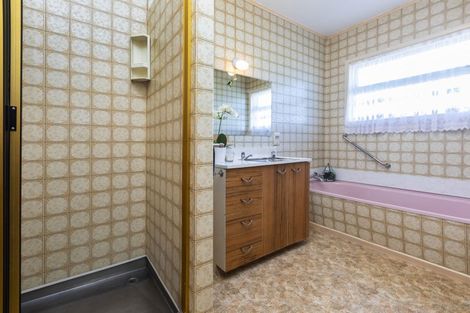 Photo of property in 97 Palmers Road, New Brighton, Christchurch, 8083