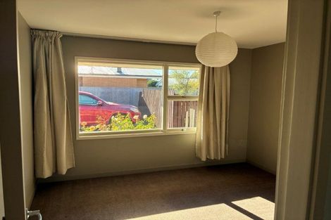 Photo of property in 2/7 Camberwell Place, Avonhead, Christchurch, 8042