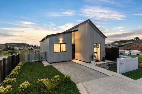 Photo of property in 44 Taukahiwi Road, Pukekohe, 2120