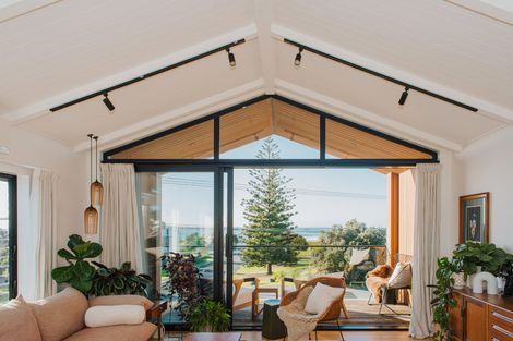 Photo of property in 1/15 Edinburgh Street, Waihi Beach, 3611