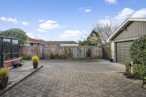 Photo of property in 24 Hounslow Street, Ilam, Christchurch, 8041