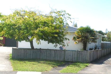 Photo of property in 2/43 Seine Road, Forrest Hill, Auckland, 0620