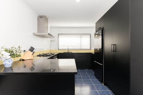 Photo of property in 275b Massey Road, Mangere East, Auckland, 2024