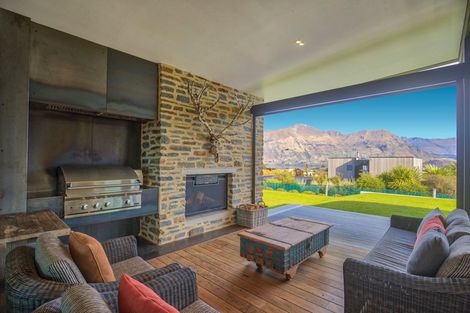 Photo of property in 61 Infinity Drive, Wanaka, 9305