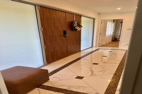 Photo of property in 1 Manaia Place, Mairangi Bay, Auckland, 0630