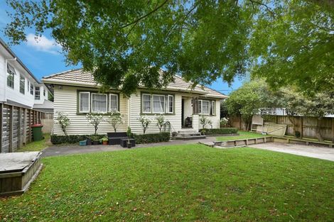 Photo of property in 25 Banbury Crescent, Fairfield, Hamilton, 3214