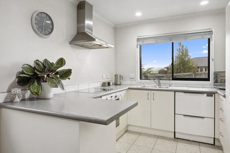 Photo of property in 30 Titri Road, Waihola, Outram, 9073