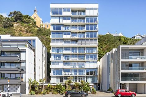 Photo of property in Dorchester Apartments, 144 Oriental Parade, Oriental Bay, Wellington, 6011