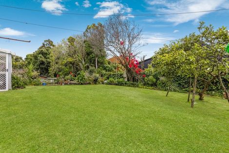 Photo of property in 18b Lidcombe Place, Avondale, Auckland, 1026