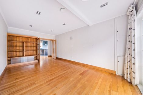 Photo of property in 4 Omar Street, Khandallah, Wellington, 6035