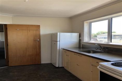 Photo of property in 21 Mako Mako Road, Levin, 5510