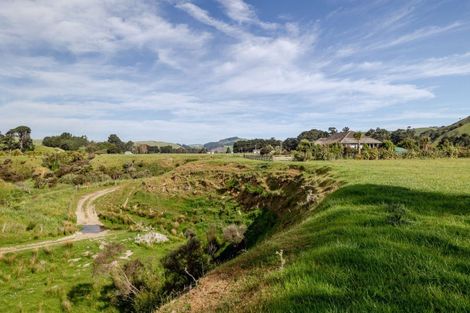 Photo of property in 423 Castle Hill Road, Alfredton, Eketahuna, 4996