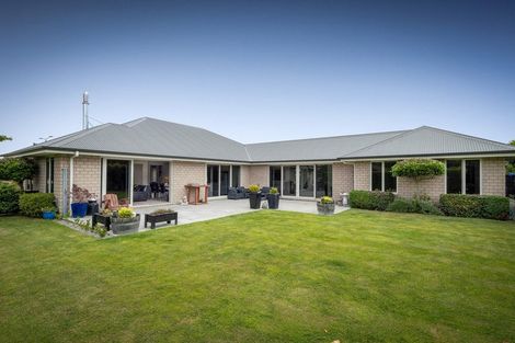 Photo of property in 2 Castleton Drive, Rolleston, 7615