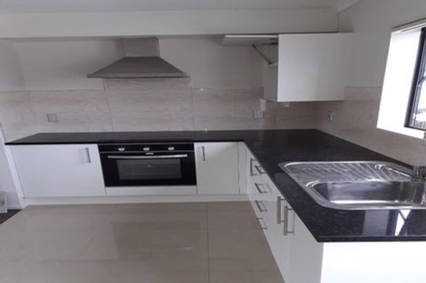 Photo of property in 10/4 Wallson Crescent, Wiri, Auckland, 2104