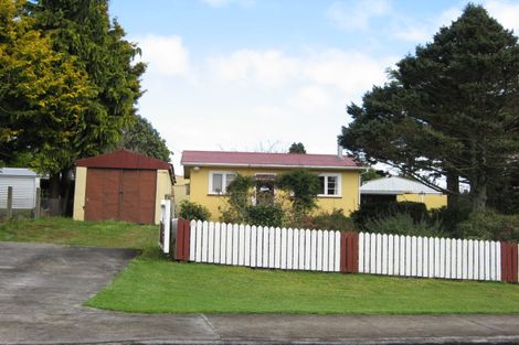 Photo of property in 3 Whakapaki Street, Urenui, 4375