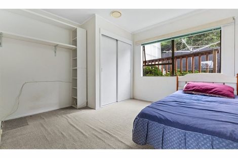Photo of property in 1/33 Sapphire Place, Bayview, Auckland, 0629
