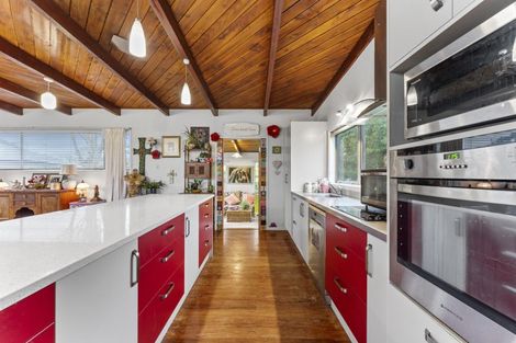 Photo of property in 84 Pahiatua Street, Hokowhitu, Palmerston North, 4410